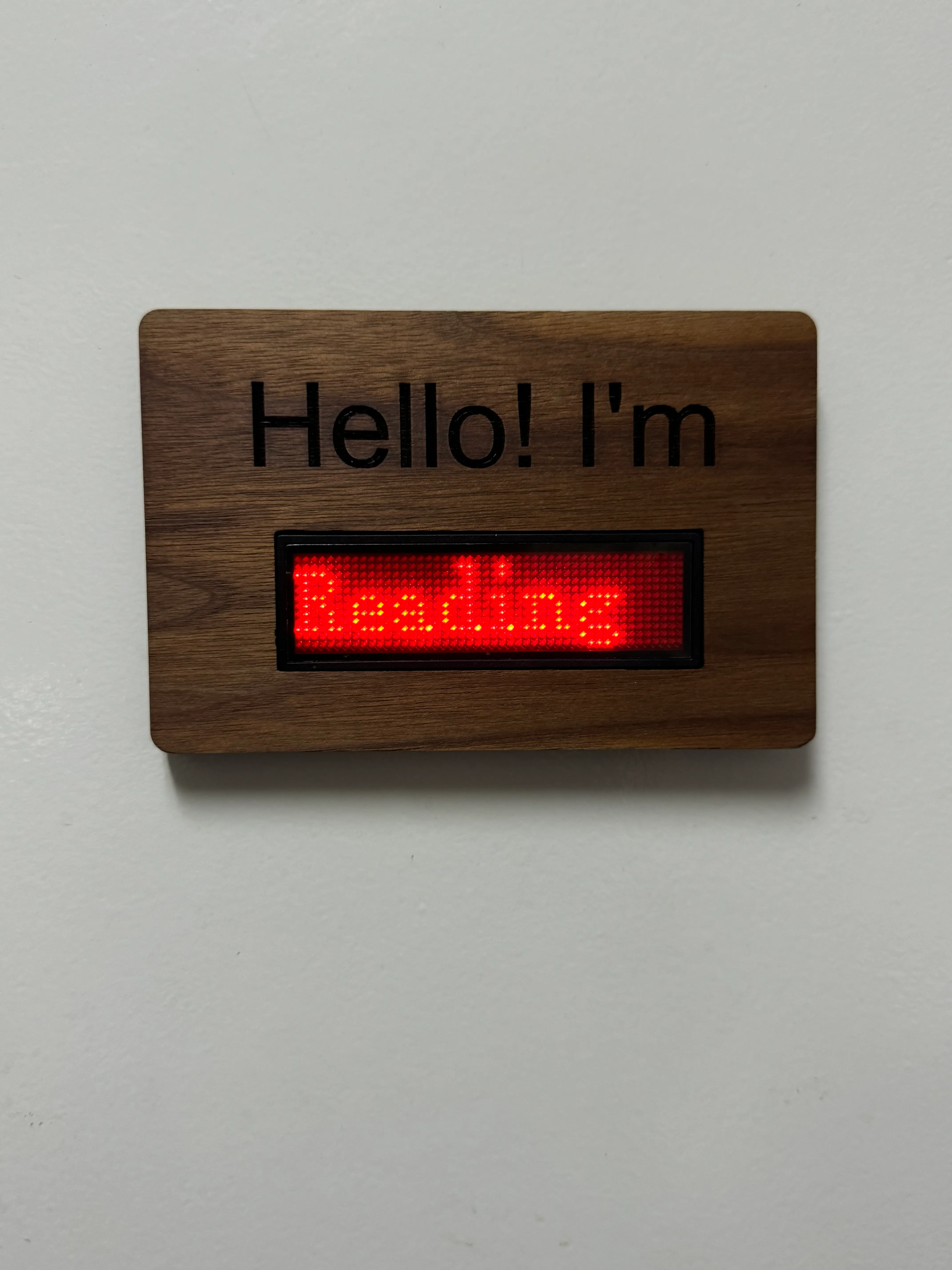 SignMe Classic Edition LED door status sign with wood finish